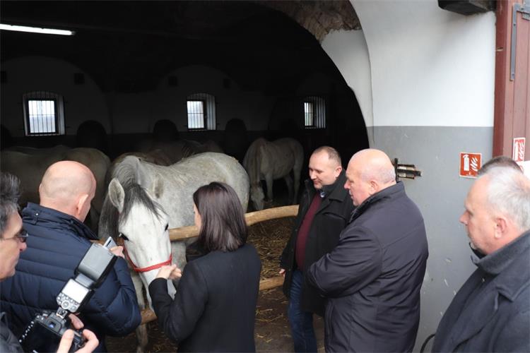 Slika /slike/Priopcenja/02-38.JPG