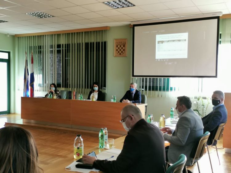Slika /slike/Priopcenja/2021_3_1_ugovori1.jpg