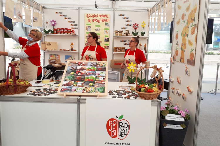 Slika /slike/Priopcenja/2021_9_29_hrana.jpg