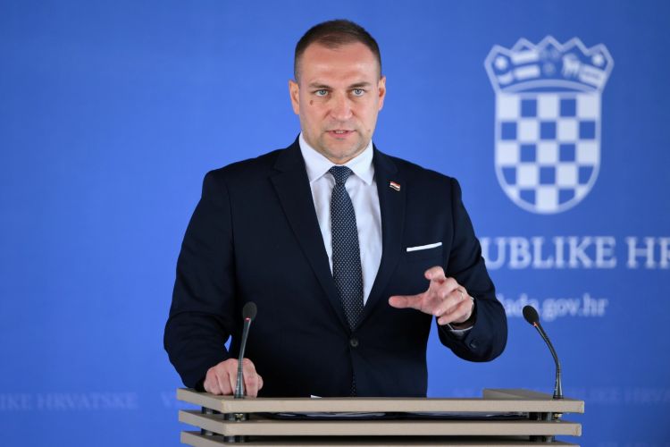 Slika /slike/Priopcenja/Ministar-izjave3.jpg