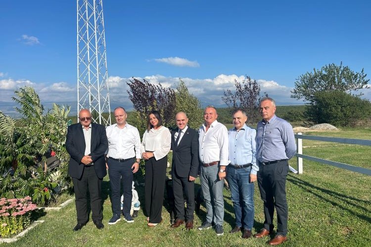 Slika /slike/Priopcenja/Ministar_27.9_naslovna.jpg