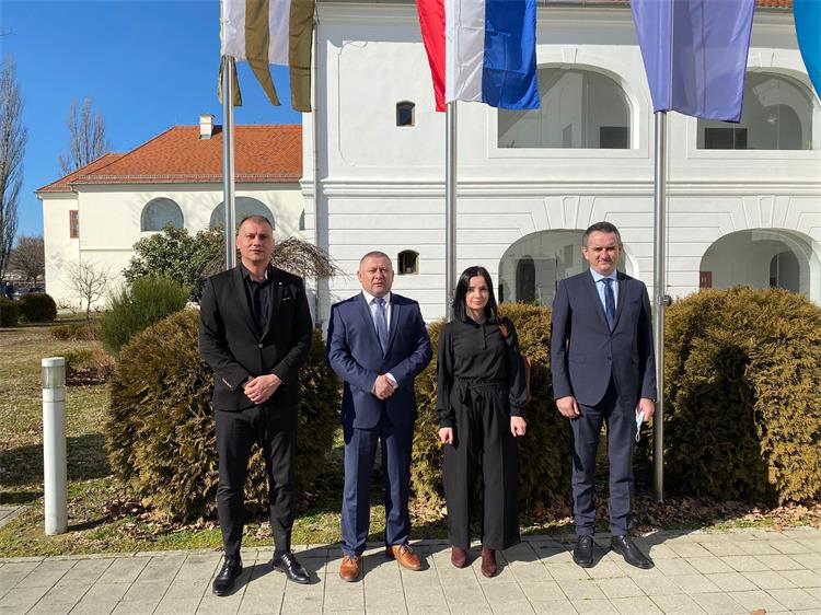 Slika /slike/Priopcenja/V0.jpg