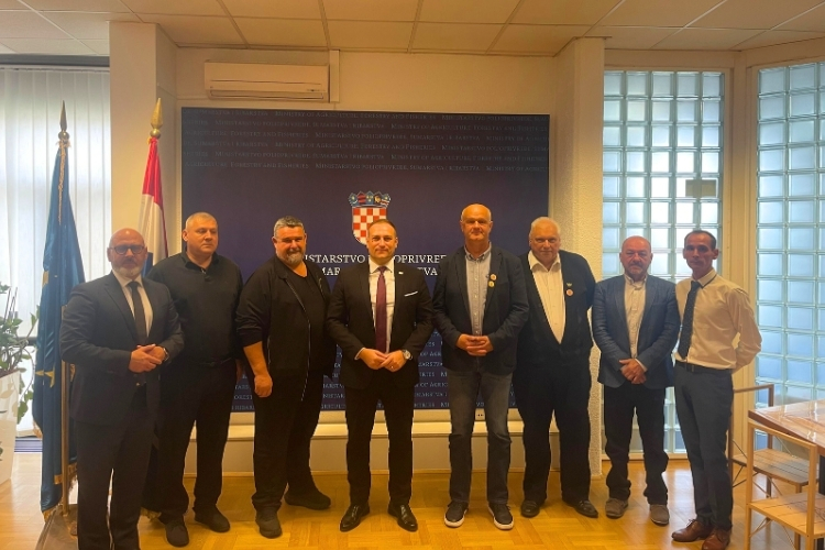 Slika /slike/Priopcenja/asjmztzhretgwrf.jpg