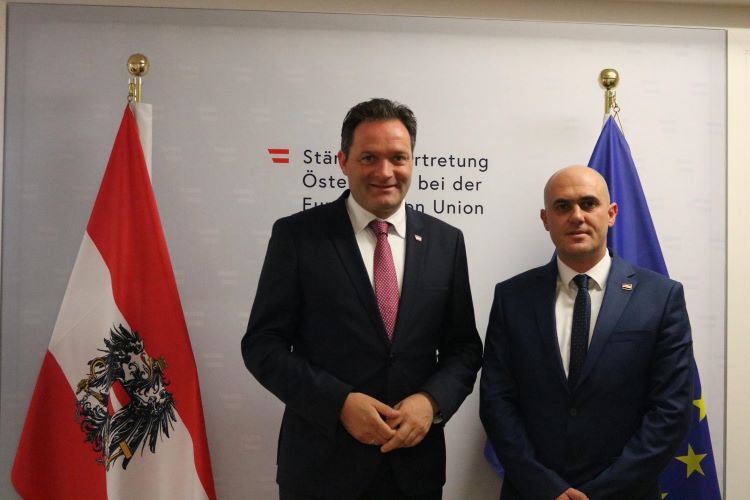 Slika /slike/Priopcenja/ministar_Vijeće.jpg