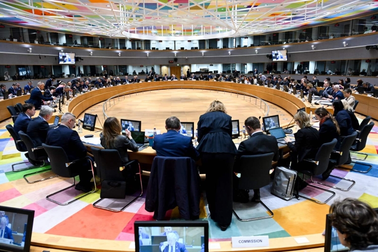 Slika /slike/Priopcenja/naslovna_.jpg