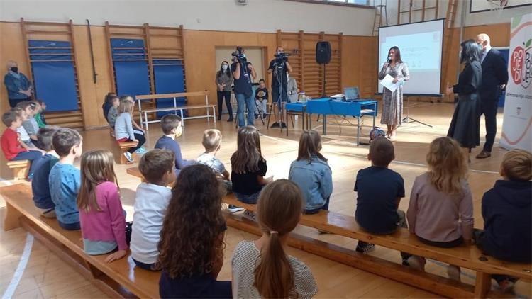 Slika /slike/Priopcenja/slikovnice1.jpg