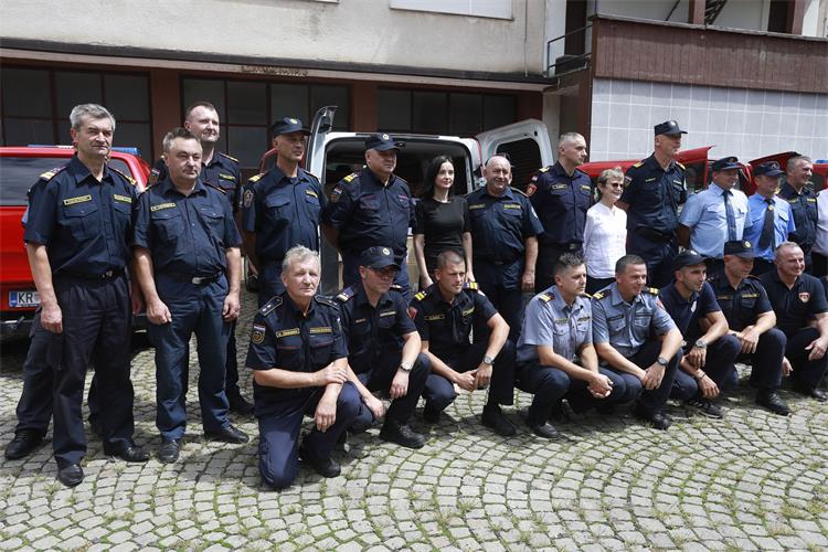 Slika /slike/Priopcenja/vuckovic_vatrogasci6-070823.jpg